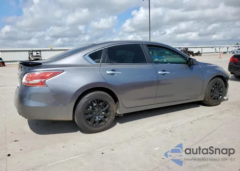 2015 Nissan Altima 2.5 из США, поврежденный, VIN 1N4AL3APXFN342596